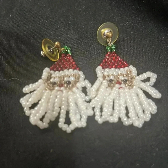 Vintage beaded Santa Earrings - Picture 2 of 2